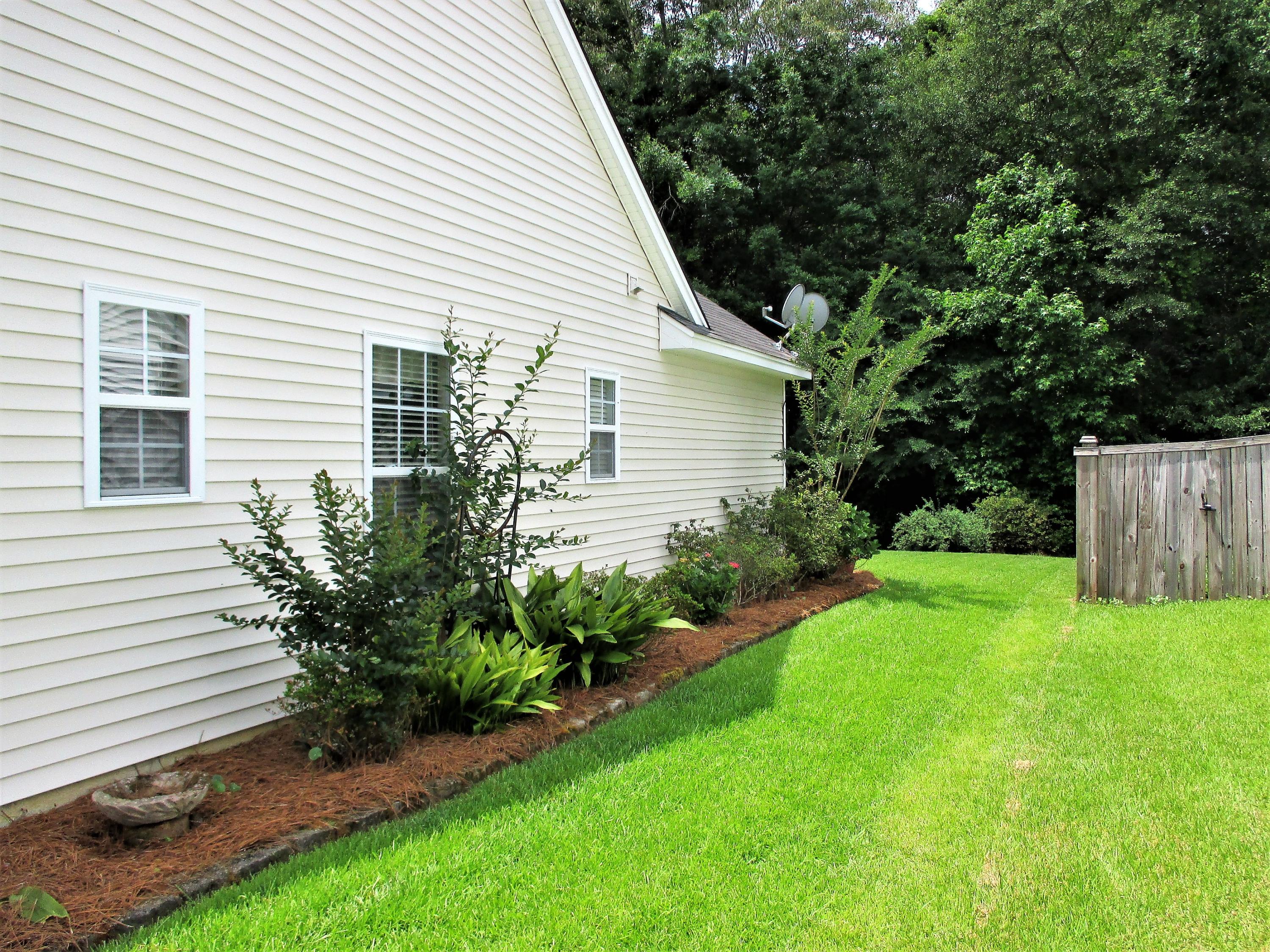 255 Border Road Goose Creek, SC 29445 - Photo 24 of 46 255 Border Rd (20)