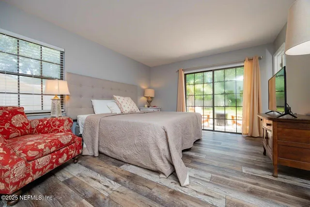 a view of a tennis court