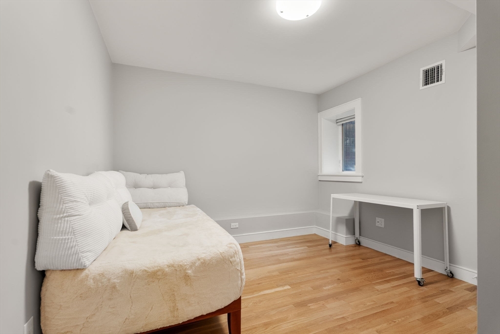 1896 Beacon Street, Unit 1 Brookline, MA 02445 - Photo 15 of 19