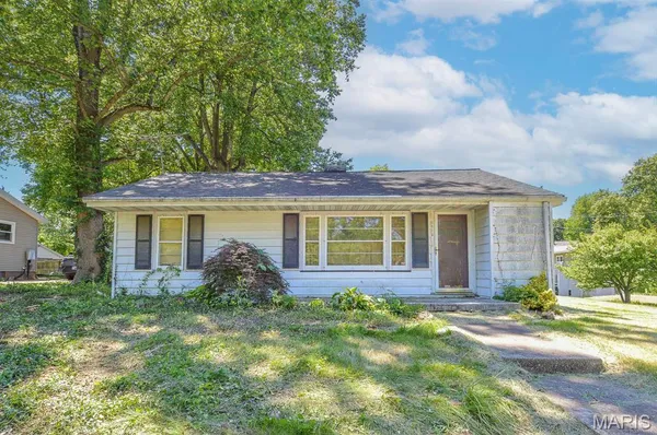 $20,000 | 6814 Osage Drive, Belleville, IL 62223