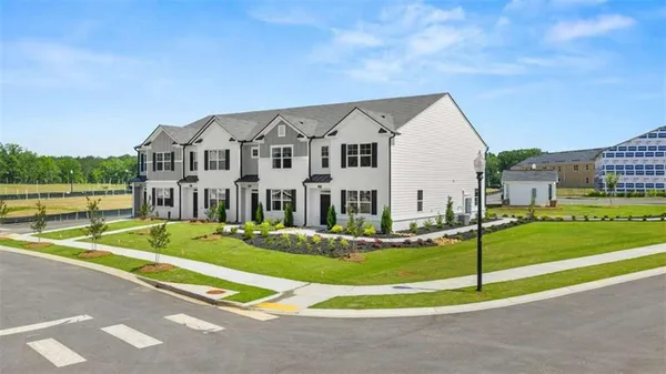 $316,900 | 424 Reflection Drive, Stockbridge, GA 30281