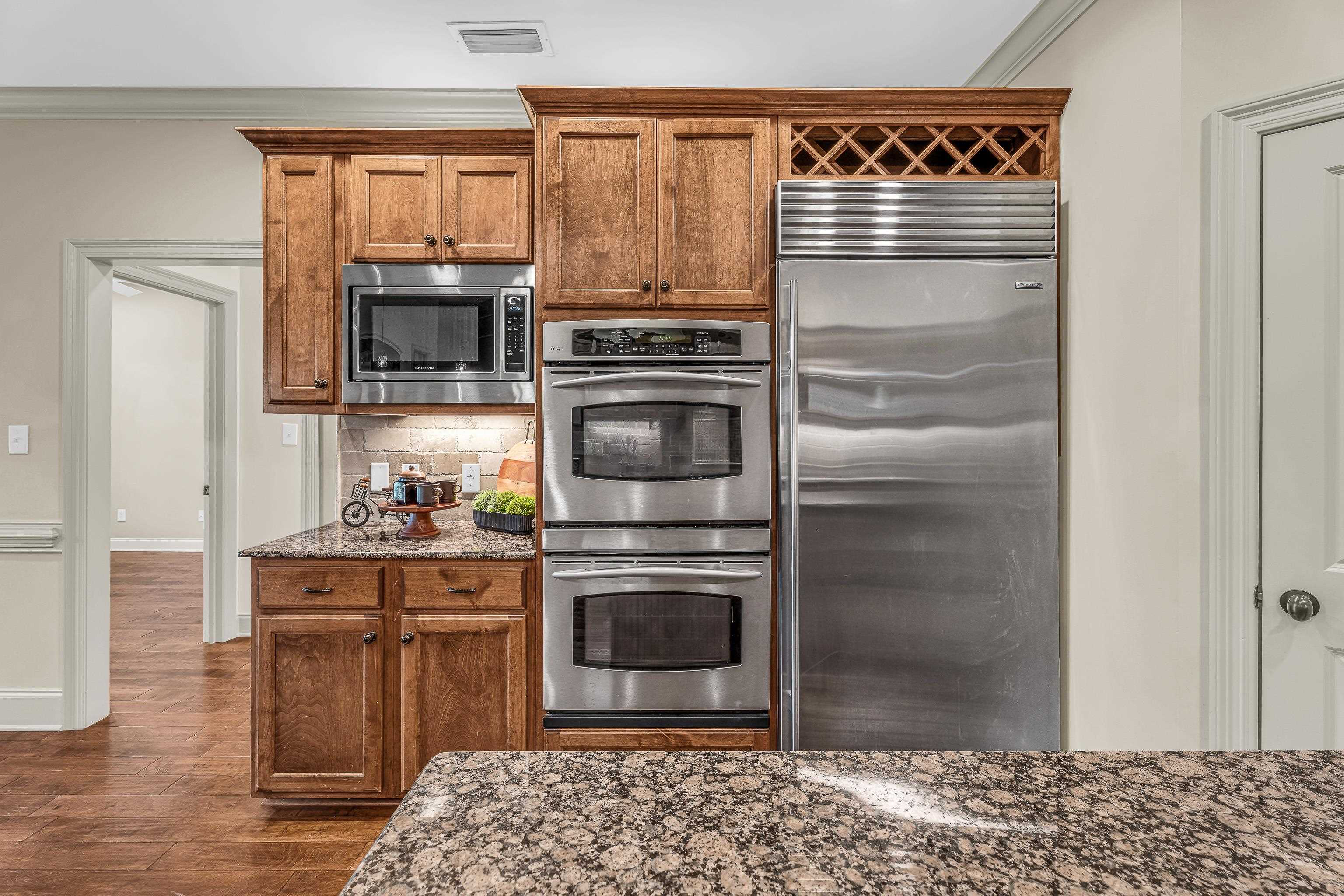 30530 Middle Creek Circle Daphne, AL 36527 - Photo 26 of 56 Kitchen
