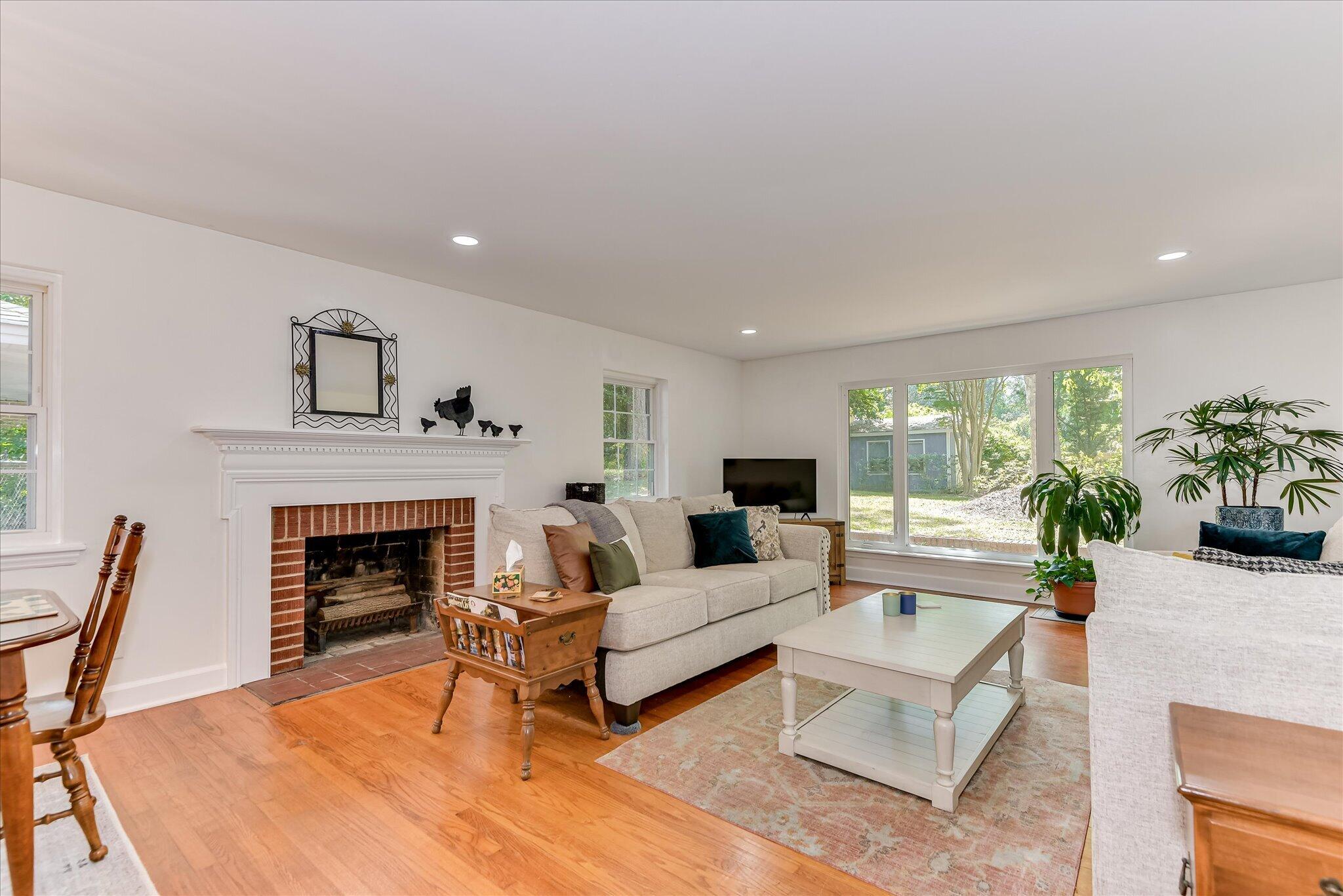 117 Gyles Road Southwest Aiken, SC 29803 - Photo 2 of 32 09-109