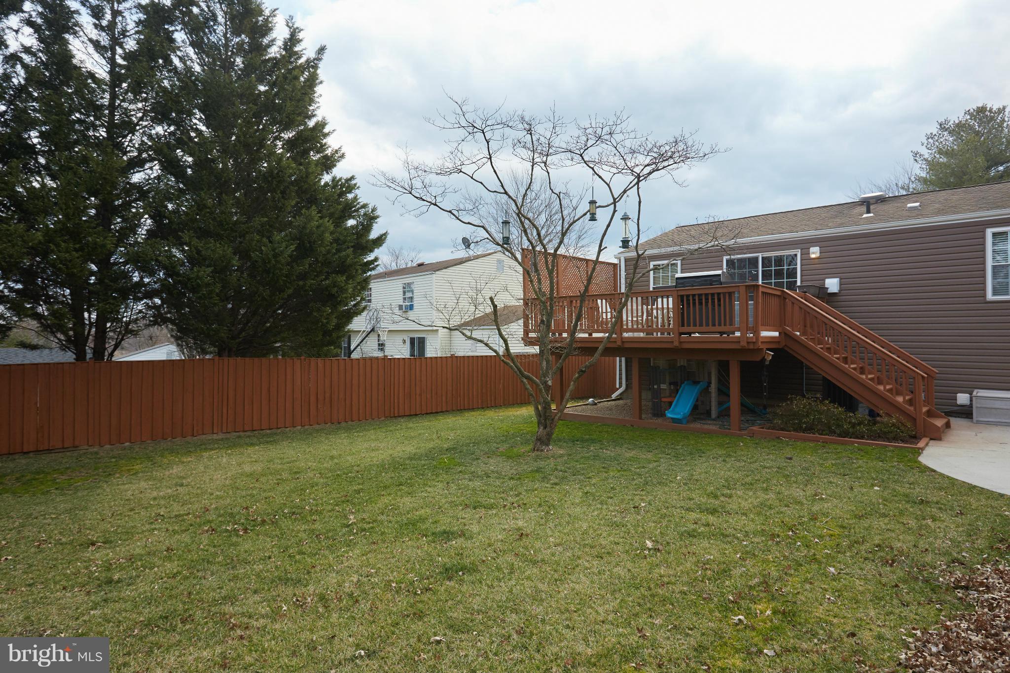 125 North Ithaca Road Sterling, VA 20164 - Photo 28 of 30 Exterior (Rear)