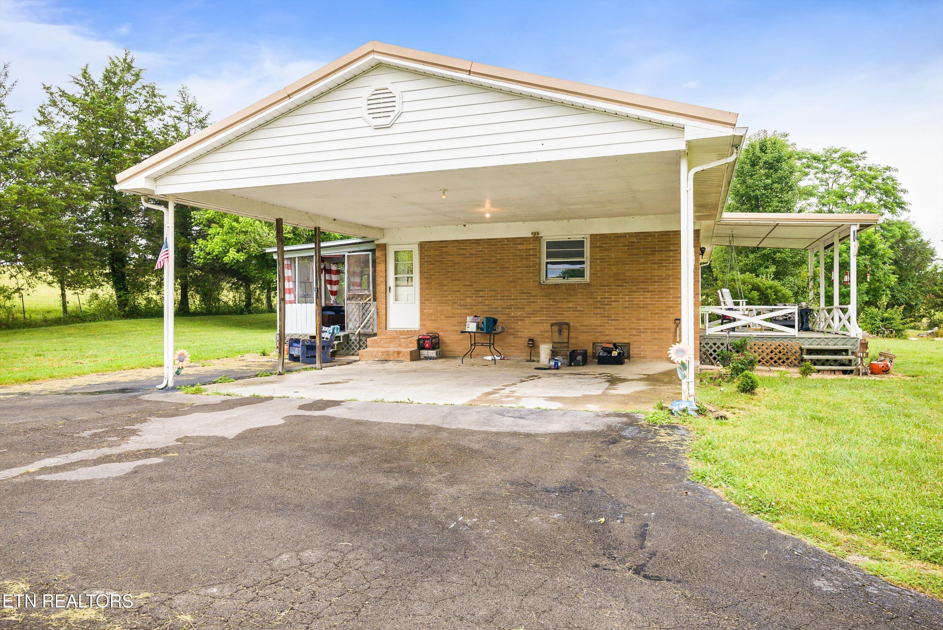 120 Bolinger Road Speedwell, TN 37870 - Photo 10 of 58 12-120BolingerRd-12