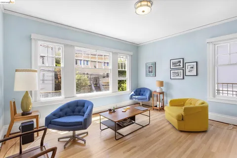 $1,495,000 | 647 Beacon Street, Oakland, CA 94610