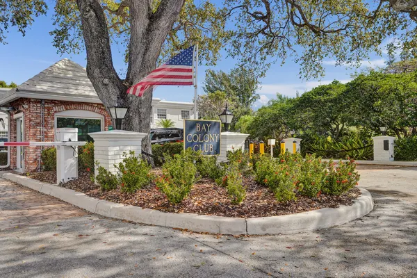 $2,200 | 6289 Bay Club Drive, Fort Lauderdale, FL 33308