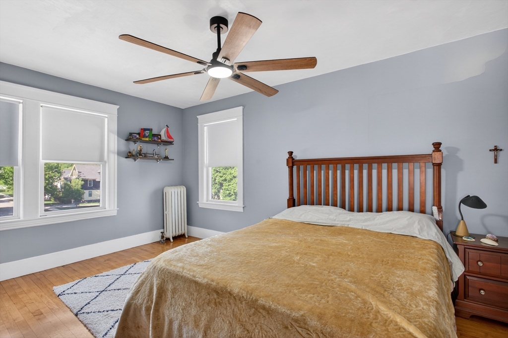 962 Pleasant Street Worcester, MA 01602 - Photo 15 of 32
