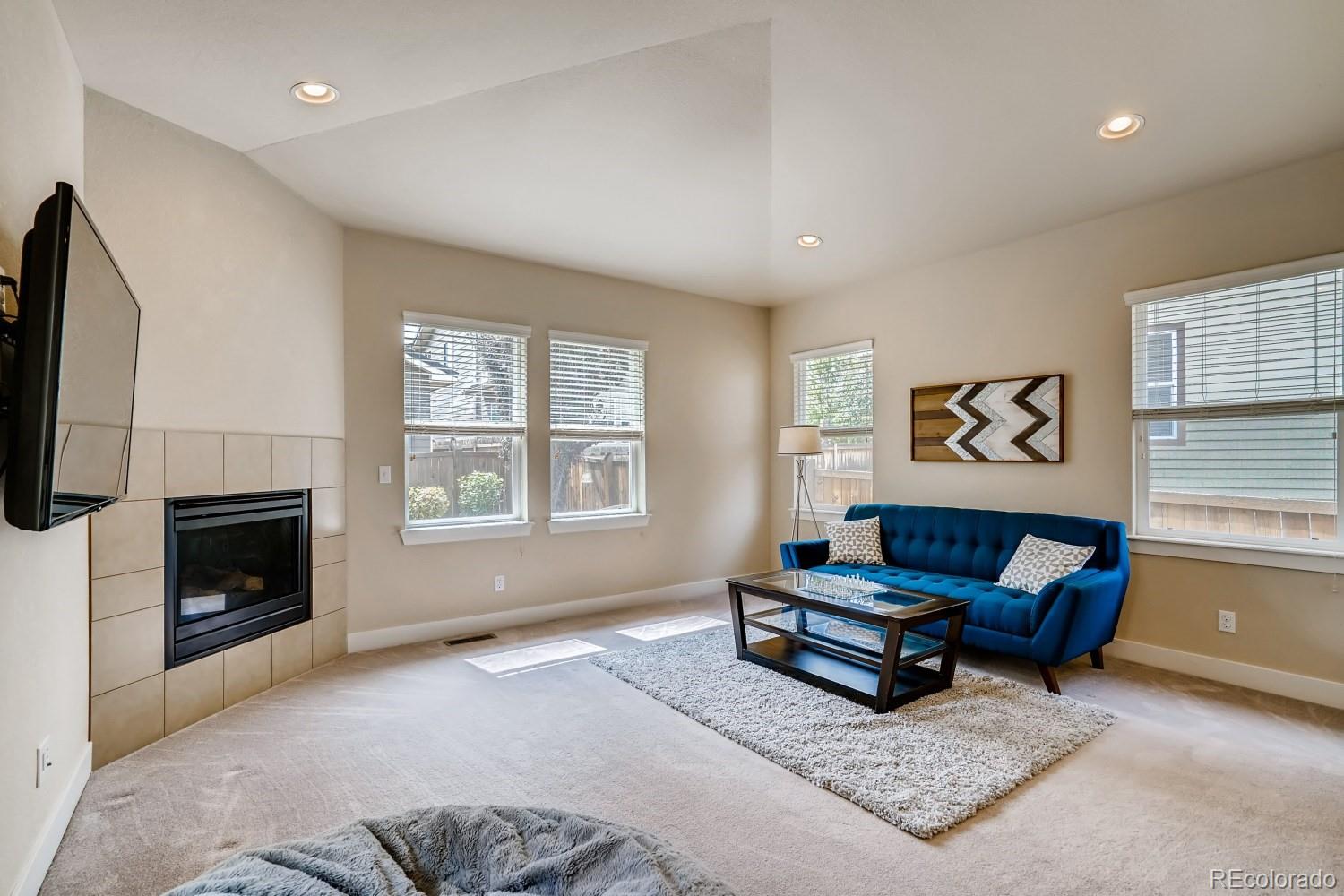 10433 Rutledge Street Parker, CO 80134 - Photo 4 of 28 Gallery Image 4