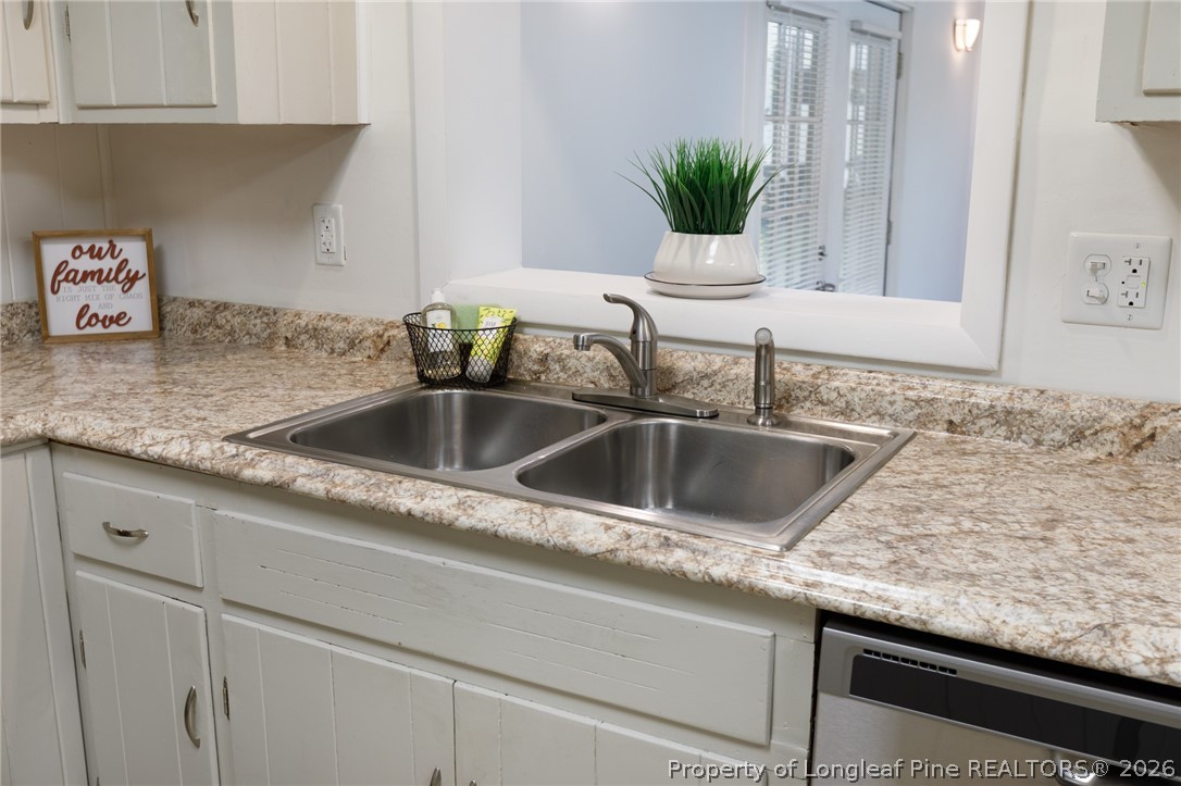 513 Lancaster Road Fayetteville, NC 28303 - Photo 8 of 29