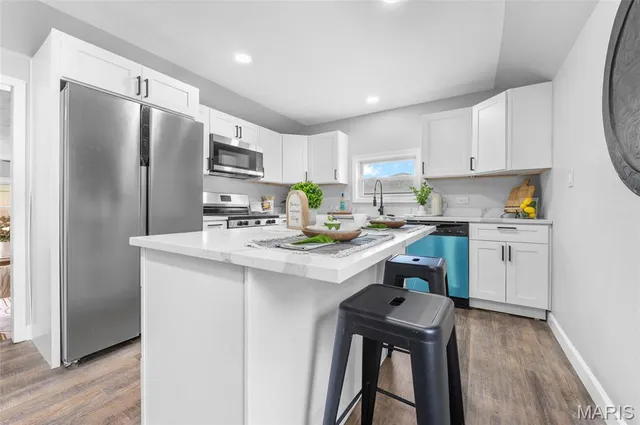 $210,000 | 841 North Franklin Street, Staunton, IL 62088