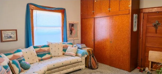 $215,000 | 1034 South Hickory Street, Ottawa, KS 66067