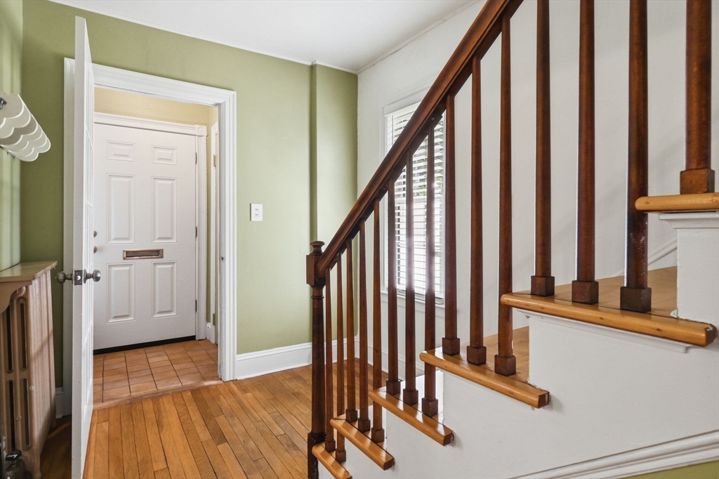 3 Pinehurst Road Holyoke, MA 01040 - Photo 6 of 37