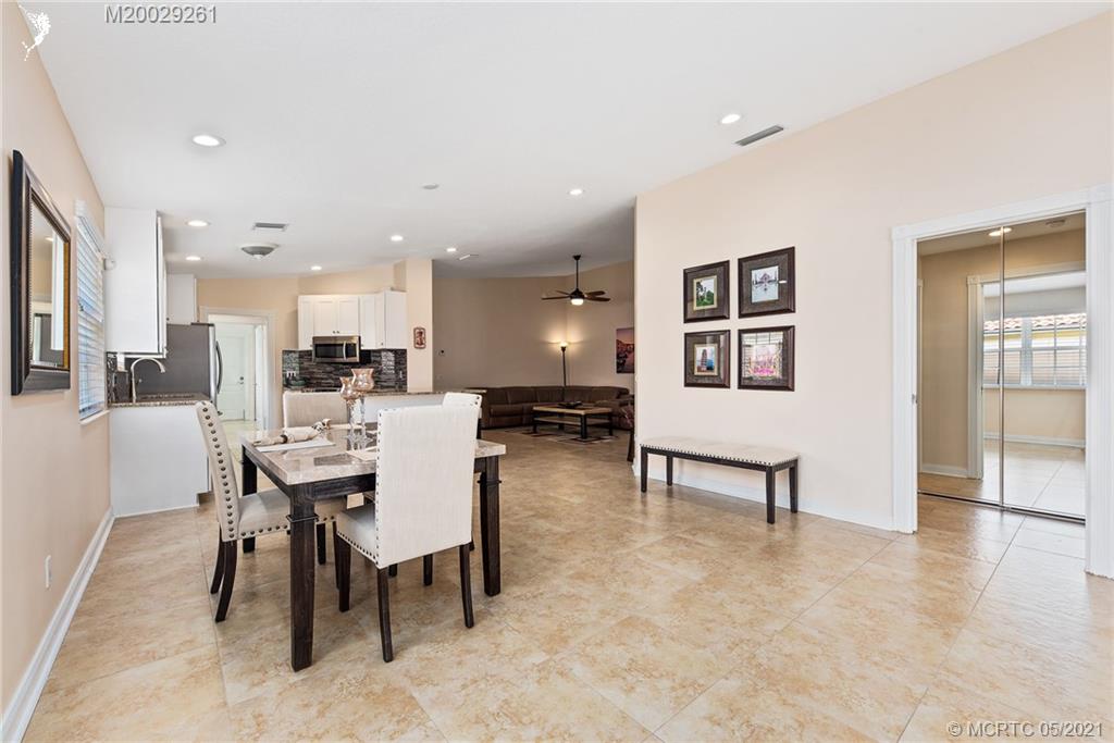 769 Southwest Balmoral Trace Stuart, FL 34997 - Photo 5 of 31 Gallery Image 5