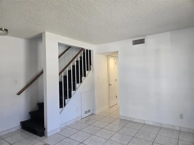 $1,475 | 210 Amherst Avenue, Unit 100, Sarasota, FL 34232