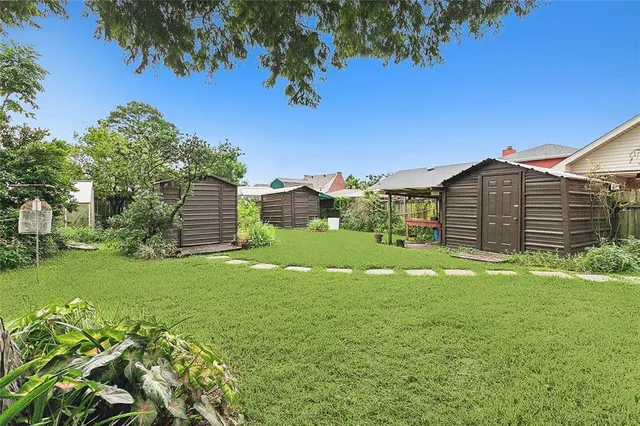 $1,980 | 3513 Lake Villa Drive, Metairie, LA 70002