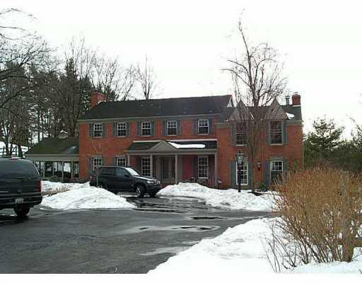 606 East Squaw Run Road Fox Chapel, PA 15238 - Photo 1 of 1 Exterior Front.
