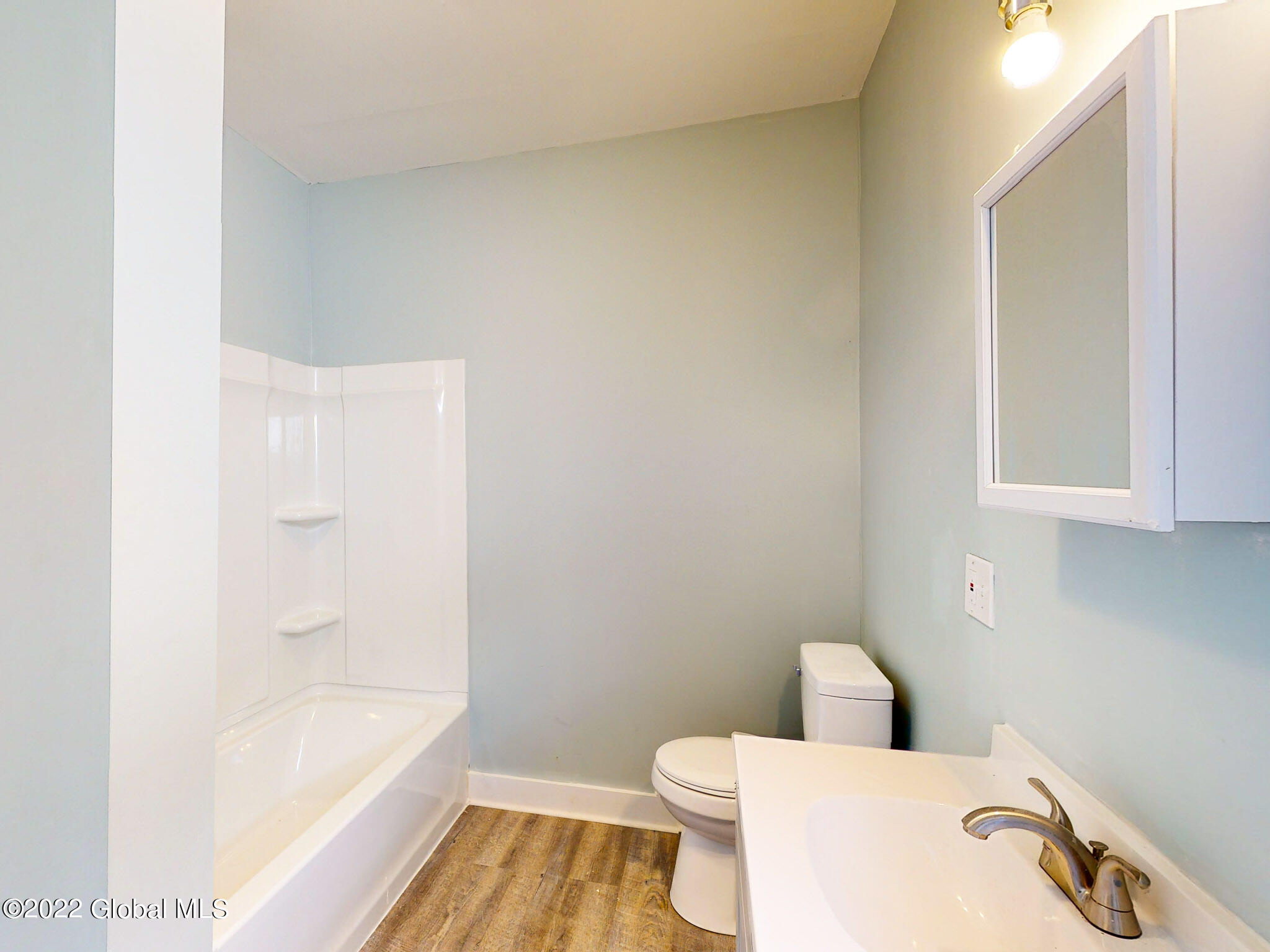 110 Prospect Street Schenectady, NY 12308 - Photo 22 of 55 2ND FLR FULL BATHROOMS-1