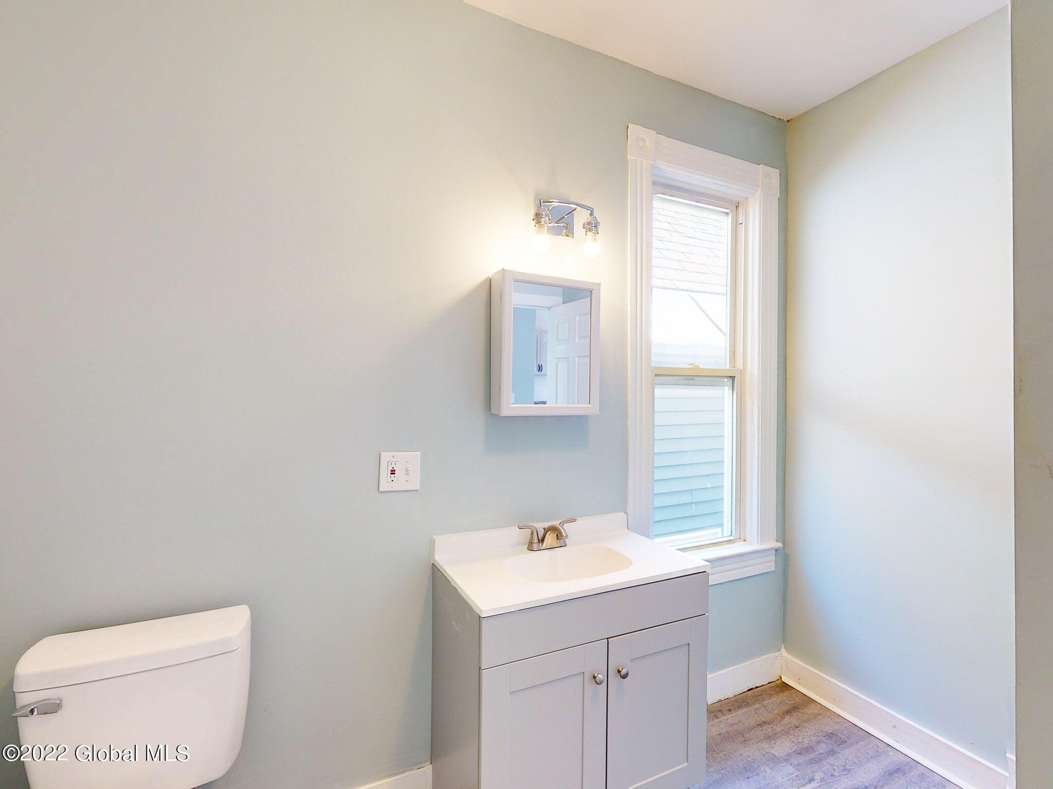 110 Prospect Street Schenectady, NY 12308 - Photo 24 of 55 2ND FLR FULL BATHROOMS-3