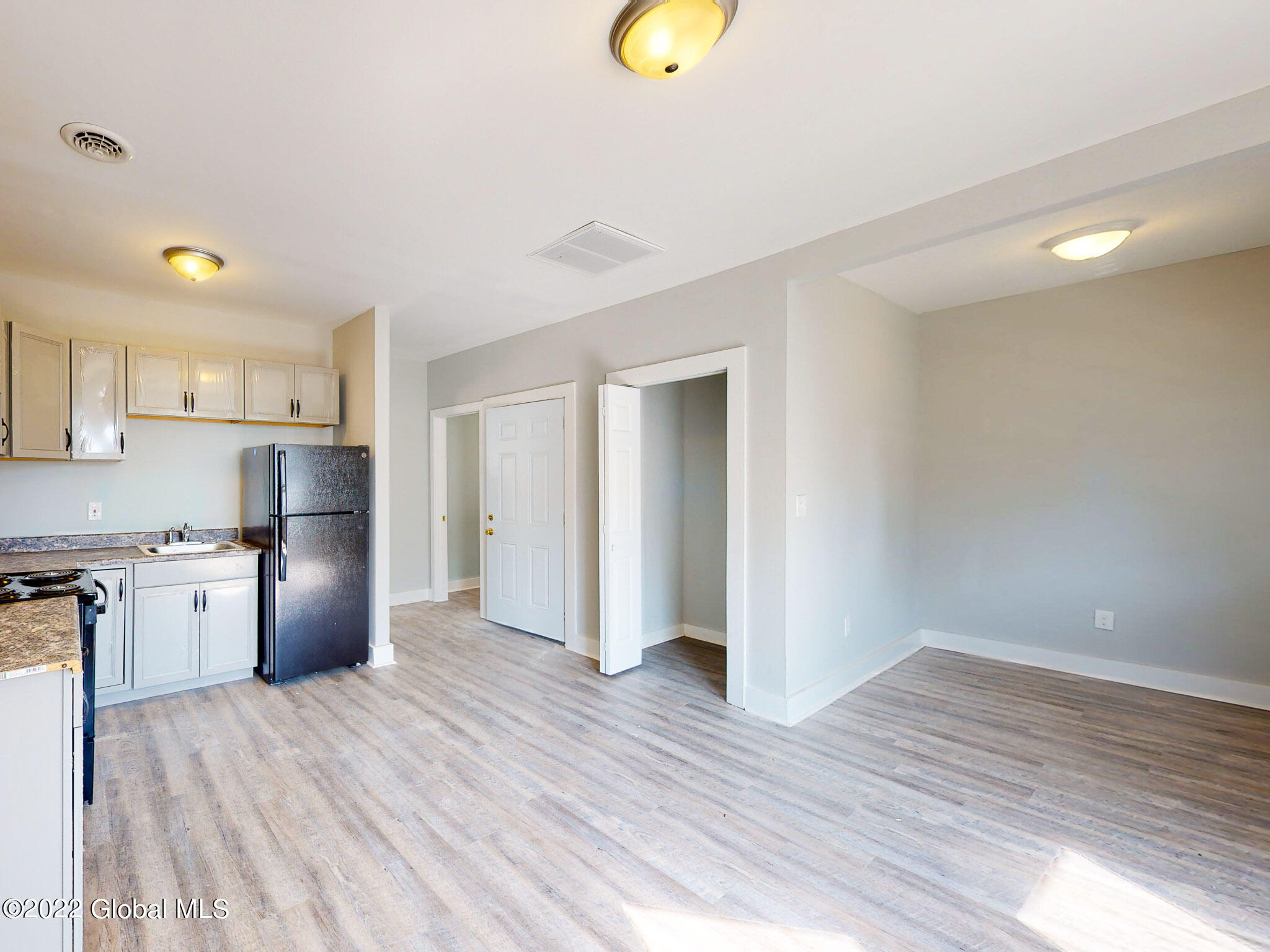 110 Prospect Street Schenectady, NY 12308 - Photo 30 of 55 2ND FLR KITCHEN WITH DINING AREA-2
