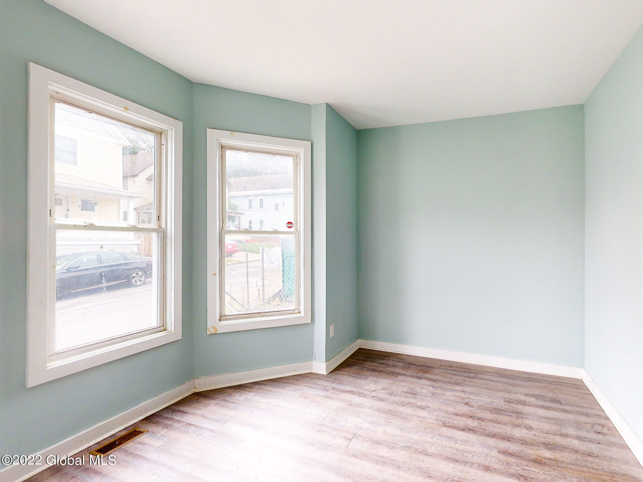 110 Prospect Street Schenectady, NY 12308 - Photo 39 of 55 2ND FLR LIVING ROOM_ OFFICE-3