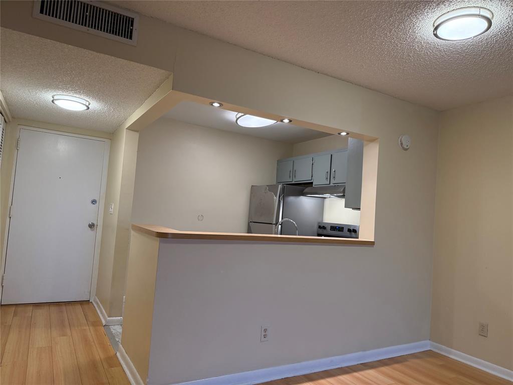 4273 Northwest 89th Avenue Coral Springs, FL 33065 - Photo 11 of 16