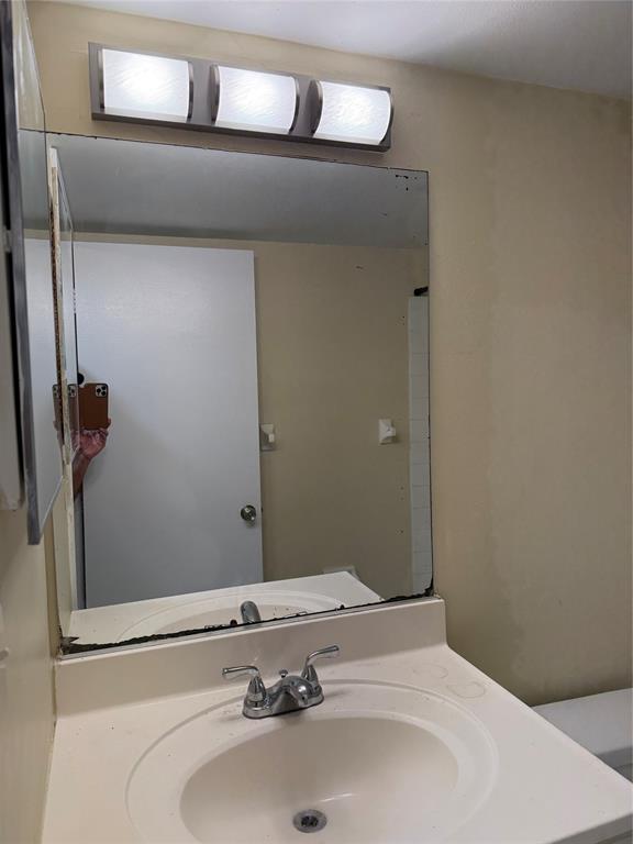 4273 Northwest 89th Avenue Coral Springs, FL 33065 - Photo 12 of 16