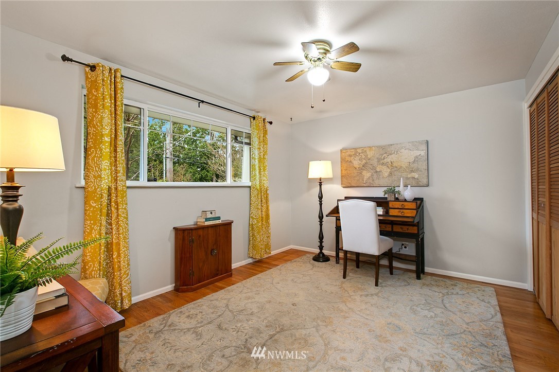 8314 188th Street Southwest Edmonds, WA 98026 - Photo 8 of 29 Gallery Image 8