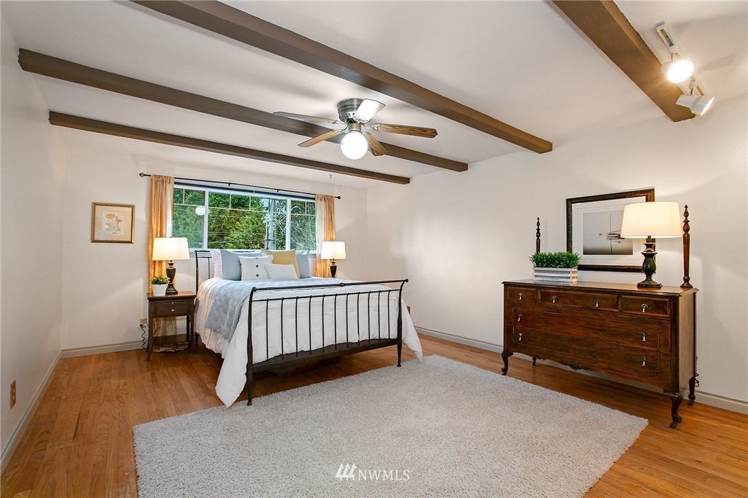 8314 188th Street Southwest Edmonds, WA 98026 - Photo 9 of 29 Gallery Image 9