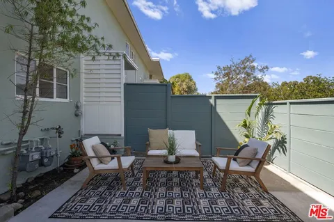 $499,000 | 5441 Village Green, Los Angeles, CA 90016