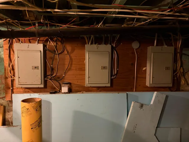 $249,900 | 580 Indiana Avenue, Aurora, IN 47001