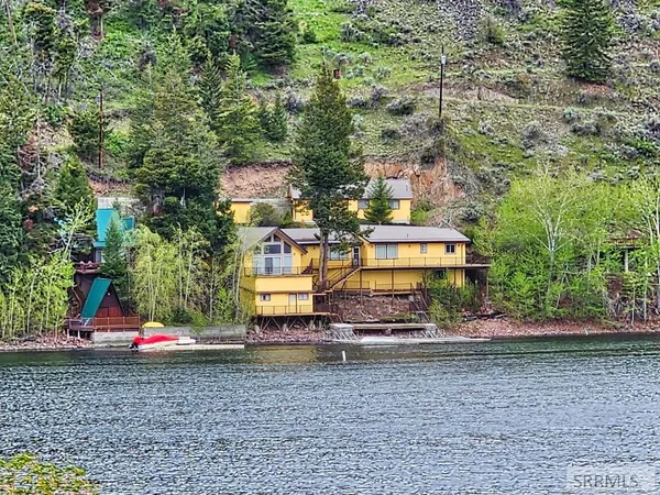 $825,000 | 53 South Shoreline Drive, Salmon, ID 83467