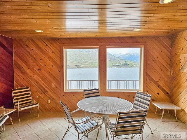 $825,000 | 53 South Shoreline Drive, Salmon, ID 83467