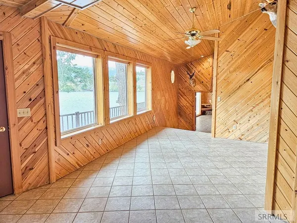 $825,000 | 53 South Shoreline Drive, Salmon, ID 83467