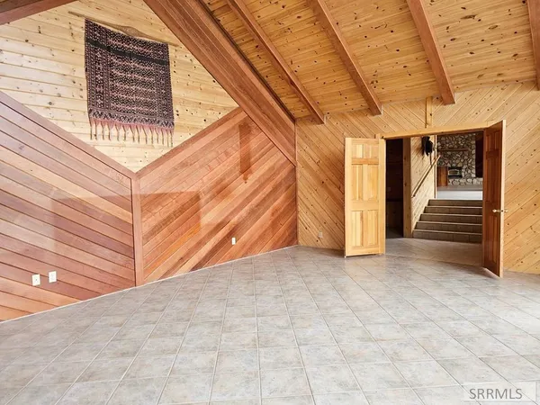 $825,000 | 53 South Shoreline Drive, Salmon, ID 83467