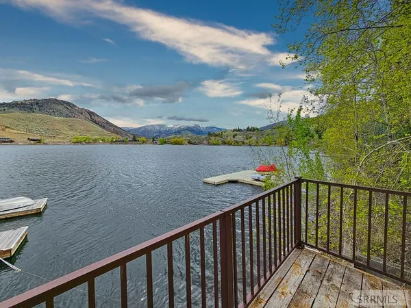 $825,000 | 53 South Shoreline Drive, Salmon, ID 83467