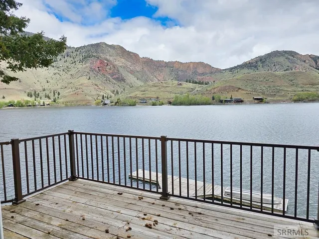 $825,000 | 53 South Shoreline Drive, Salmon, ID 83467