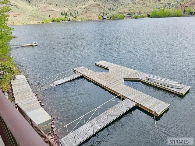 $825,000 | 53 South Shoreline Drive, Salmon, ID 83467