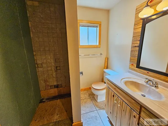 $825,000 | 53 South Shoreline Drive, Salmon, ID 83467