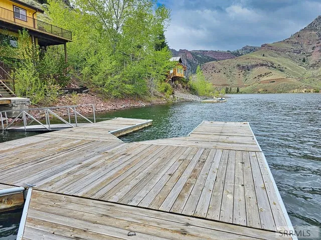$825,000 | 53 South Shoreline Drive, Salmon, ID 83467