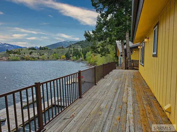 $825,000 | 53 South Shoreline Drive, Salmon, ID 83467