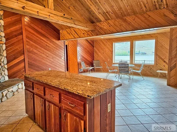 $825,000 | 53 South Shoreline Drive, Salmon, ID 83467
