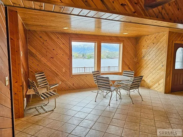 $825,000 | 53 South Shoreline Drive, Salmon, ID 83467