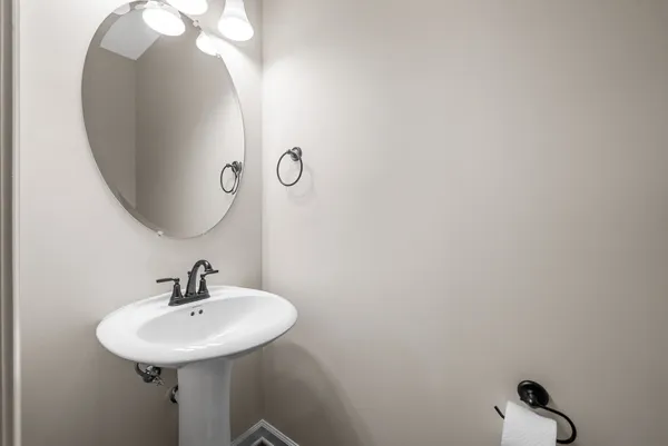 $1,285 | 15 Millswood Drive, Unit B306, Clarksville, TN 37042