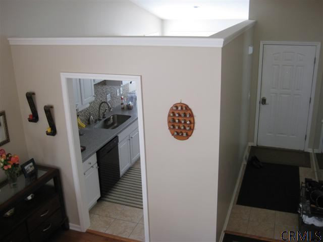 112 Harvard Road Colonie, NY 12189 - Photo 10 of 15 Photo 10