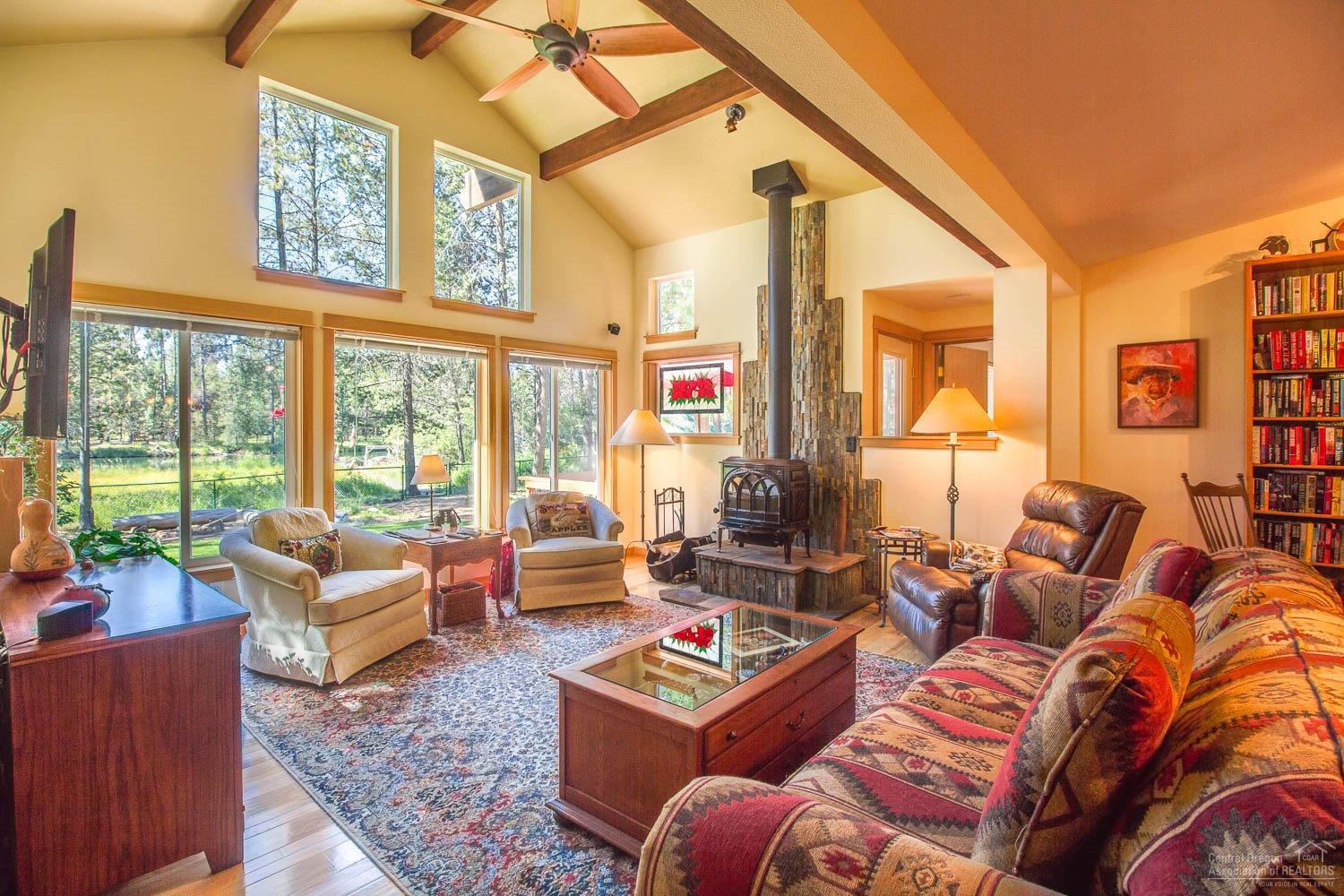 17147 Upland Road Bend, OR 97707 - Photo 11 of 24 Additional Photo
