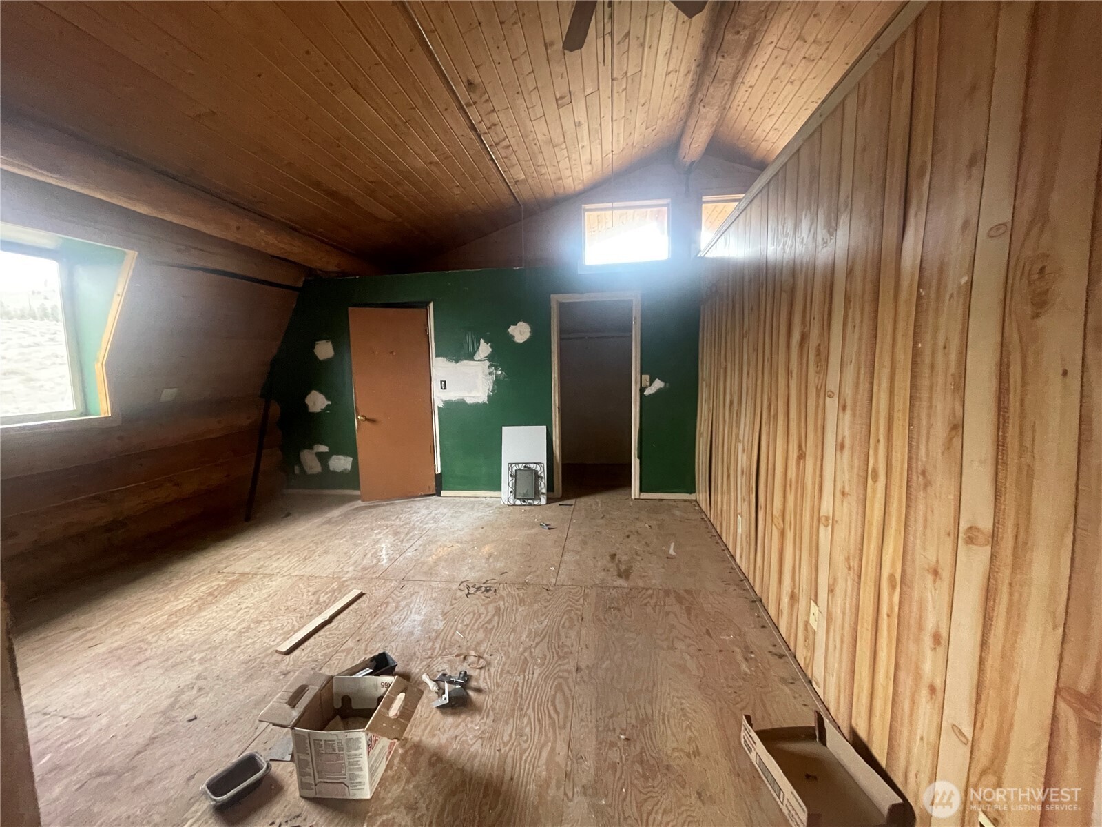 172 Cayuse Mountain Road Tonasket, WA 98855 - Photo 17 of 40