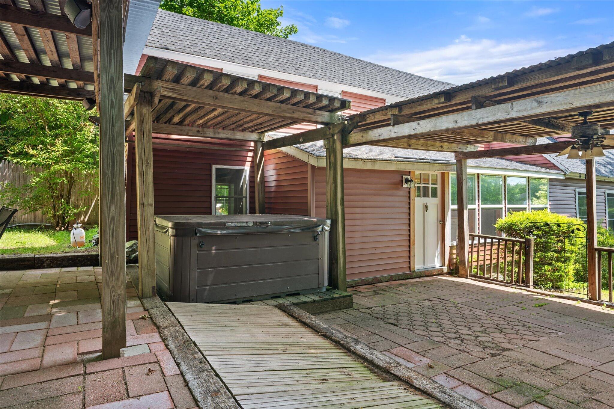 137 Main Street Winterport, ME 04496 - Photo 48 of 57 46-Patio