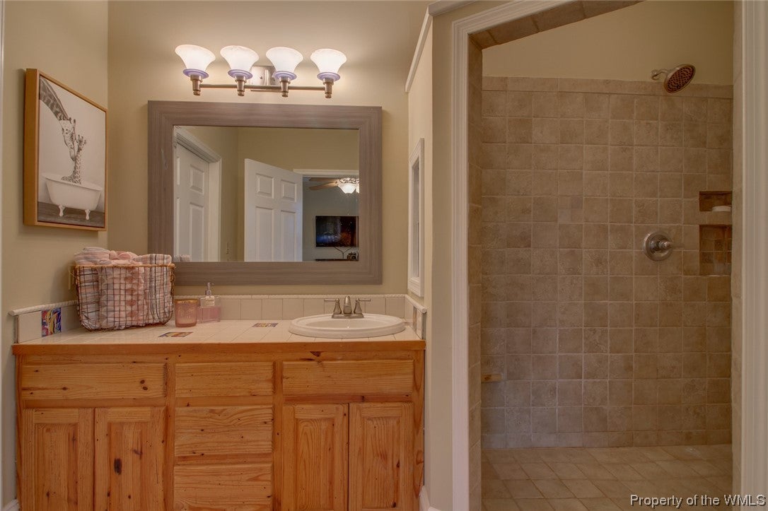 36 Edmonds Cove Road Hampton, VA 23664 - Photo 34 of 50 Gallery Image 34