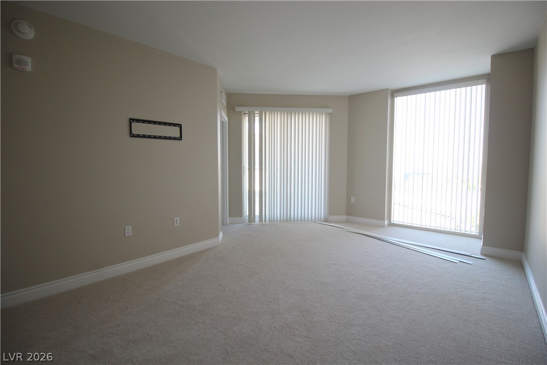2777 Paradise Road, Unit 708 Las Vegas, NV 89109 - Photo 10 of 13